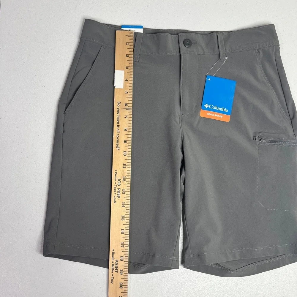 Columbia Narrows Pointe Shorts Mens 30 Gray Stretch Omni Shade Hiking Active NEW
